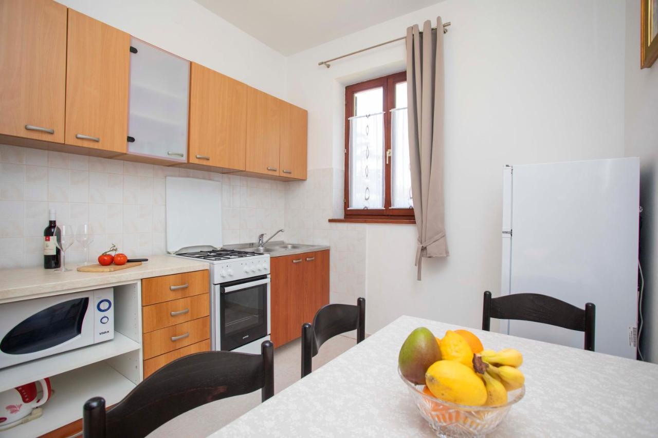 Apartmani Marica プロミン エクステリア 写真