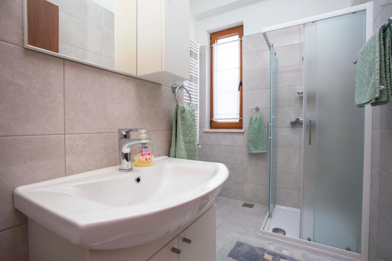 Apartmani Marica プロミン エクステリア 写真
